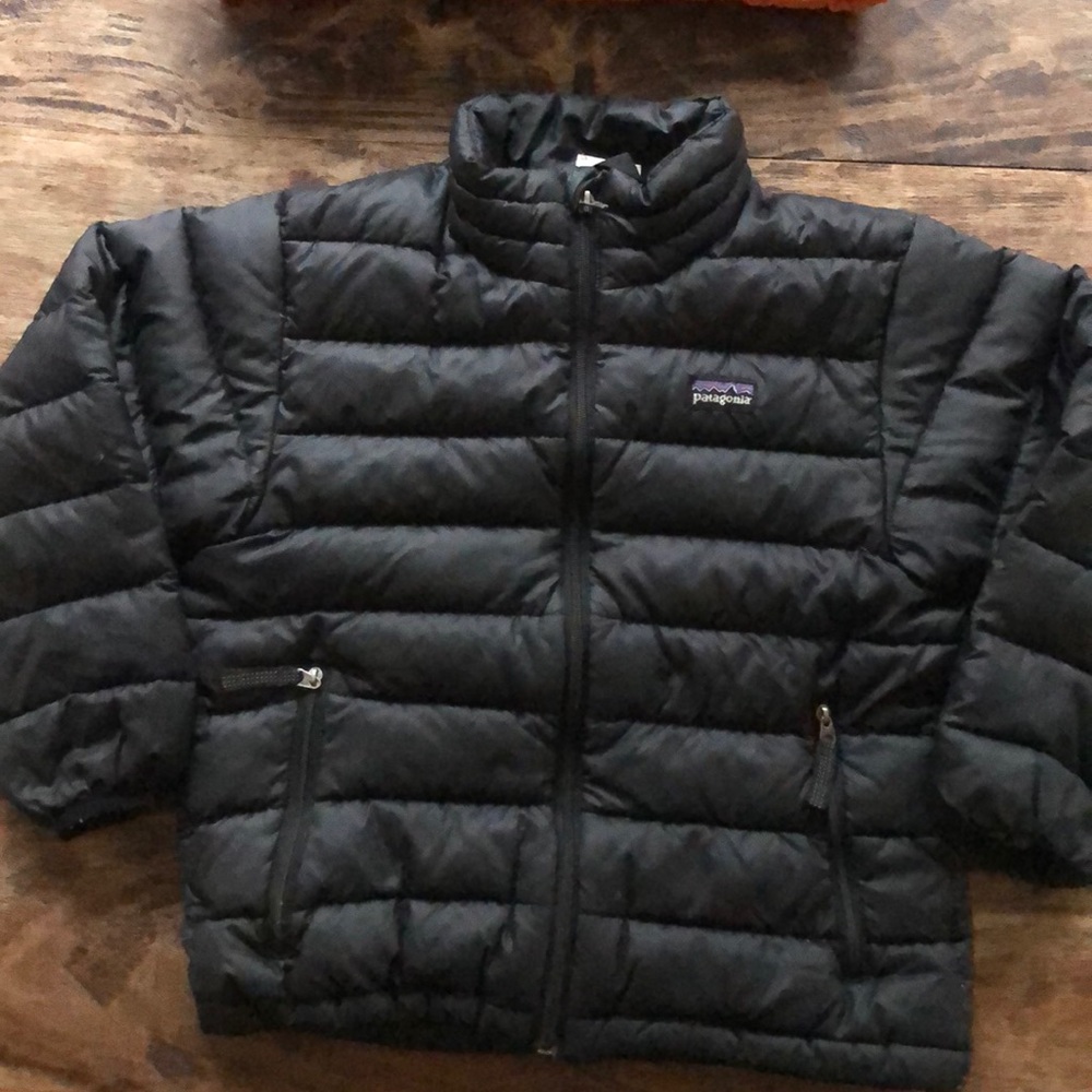 Patagonia winter puffer coat boys or girls